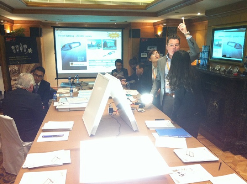 Serfuture Lighting attend 2013 HongKong Lighting Fair